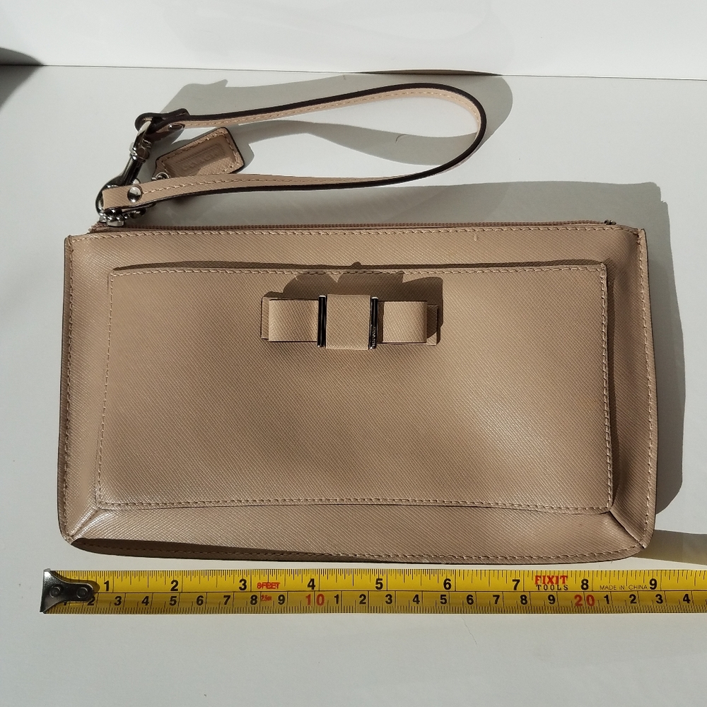 Coach wristlet large